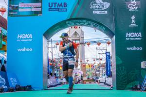 BIB: 5034, 
                            <button type="button" onclick="openModal(21782646)" class="btn btn-primary btn-sm float-right btn-popup" data-toggle="modal" data-target=".modal-high-quality">
                        <i class="fas fa-shopping-cart"></i> Add to Cart
                    </button>
                                            <button type="button" onclick="isThisMe(21782646, true)" class="btn btn-success btn-sm float-right btn-popup btn-isme hidden" data-toggle="tooltip" data-placement="bottom" title="นี่คือรูปของคุณใช่ไหม คลิกที่นี่เพื่อเอาเข้าอัลบั้ม">
                        <i class="fas fa-plus"></i> Add to album
                    </button>
                    <button type="button" onclick="isThisMe(21782646, false)" class="btn btn-warning btn-sm float-right btn-popup btn-isnotme hidden">
                        <i class="fas fa-ban"></i> Remove from album
                    </button>